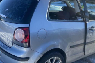 Moteur essuie glace avant VOLKSWAGEN POLO 4