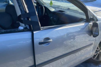 Moteur essuie glace avant VOLKSWAGEN POLO 4