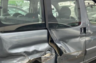Vase de lave glace PEUGEOT PARTNER 1
