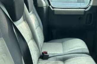Vase de lave glace PEUGEOT PARTNER 1