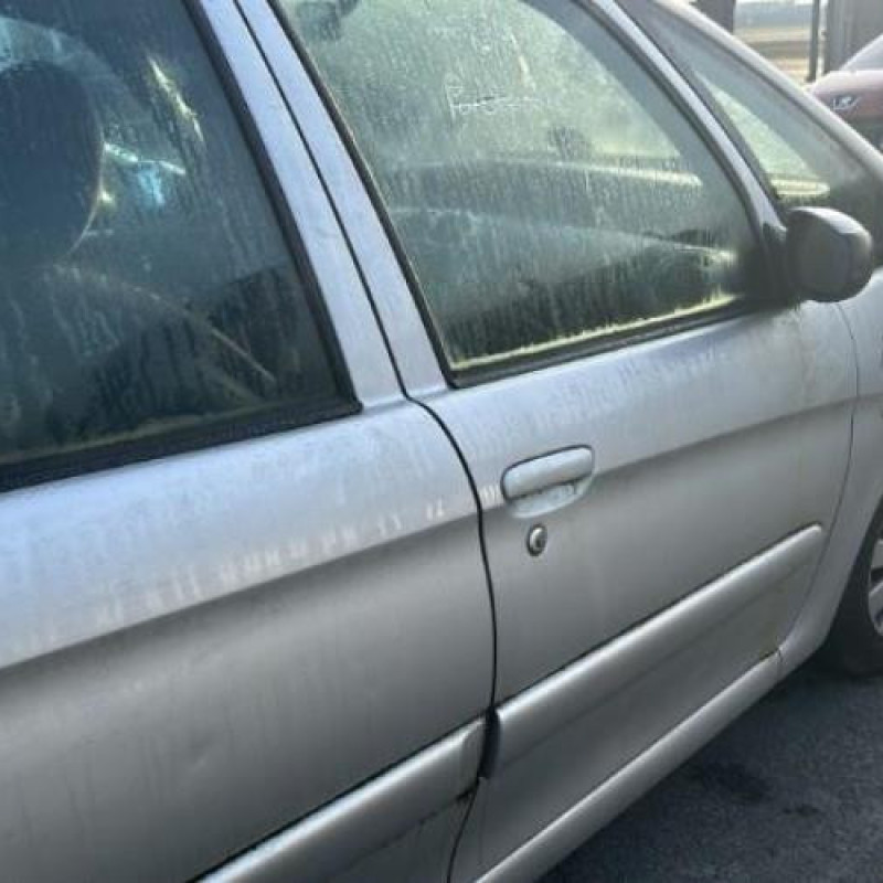 Aile avant droit CITROEN XSARA PICASSO Photo n°15