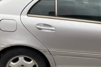 Pare choc arriere MERCEDES CLASSE C 203