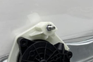 Leve vitre electrique avant gauche FORD KA+