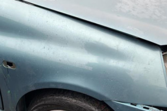 Malle/Hayon arriere RENAULT CLIO 2