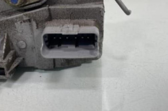 Serrure avant droit PEUGEOT 307