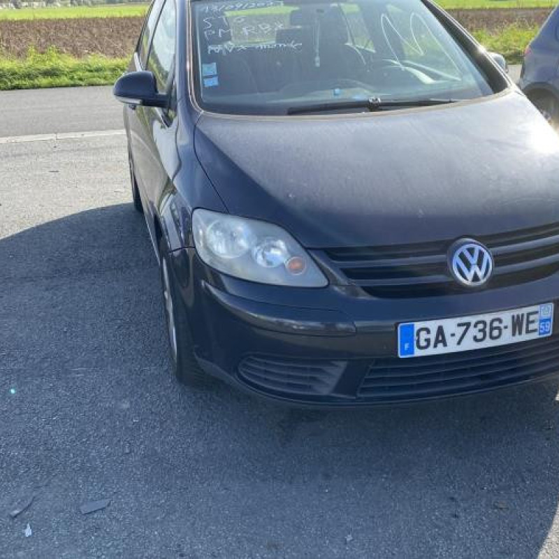 Moteur essuie glace avant droit VOLKSWAGEN GOLF PLUS Photo n°4