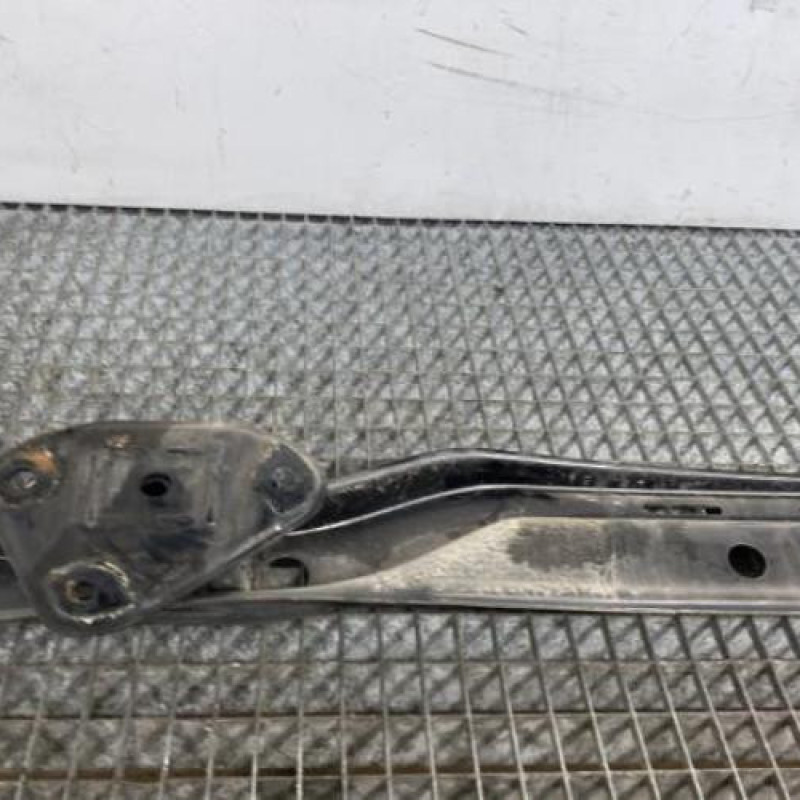 Renfort pare choc arriere (traverse) PEUGEOT 107 Photo n°7
