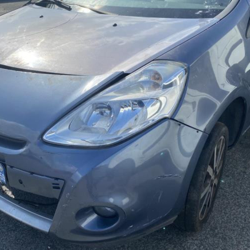 Attache ceinture arriere gauche RENAULT CLIO 3 Photo n°6
