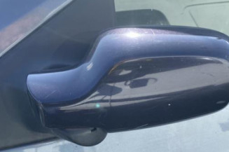 Attache ceinture arriere gauche RENAULT CLIO 3