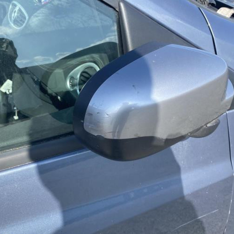Attache ceinture arriere gauche RENAULT CLIO 3 Photo n°20
