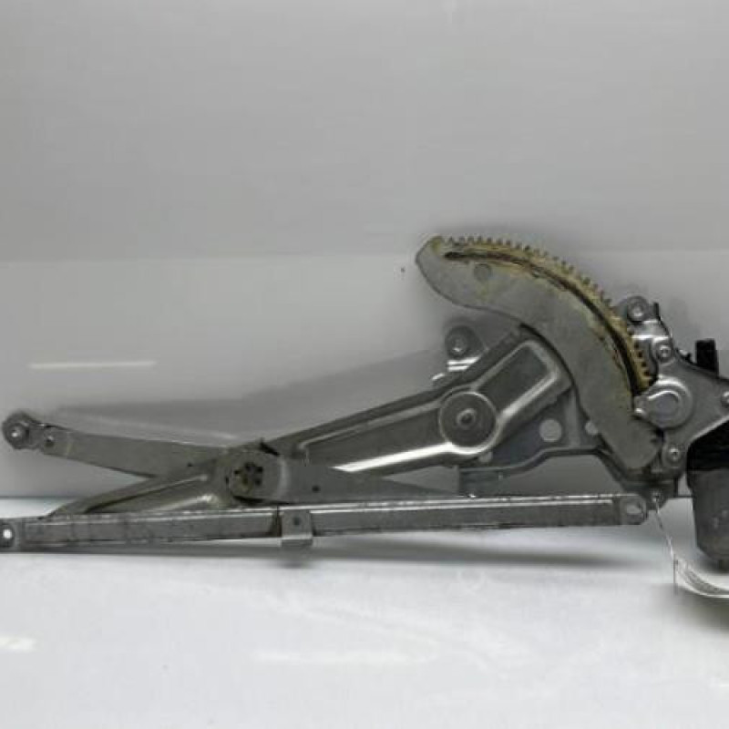 Leve vitre electrique avant gauche SUZUKI SWIFT 3 Photo n°6