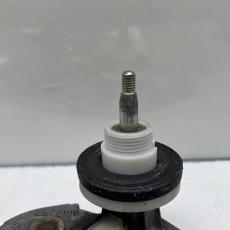 Moteur essuie glace arriere SUZUKI SWIFT 3
