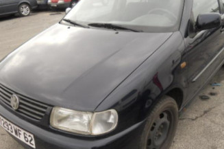 Optique avant secondaire gauche (feux)(clignotant) VOLKSWAGEN POLO 3