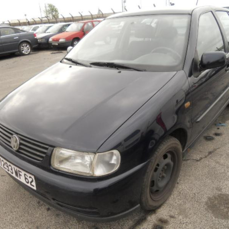 Optique avant secondaire gauche (feux)(clignotant) VOLKSWAGEN POLO 3 Photo n°3