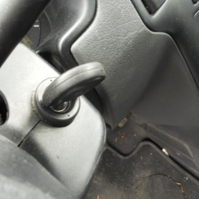 Optique avant secondaire gauche (feux)(clignotant) VOLKSWAGEN POLO 3 Photo n°9