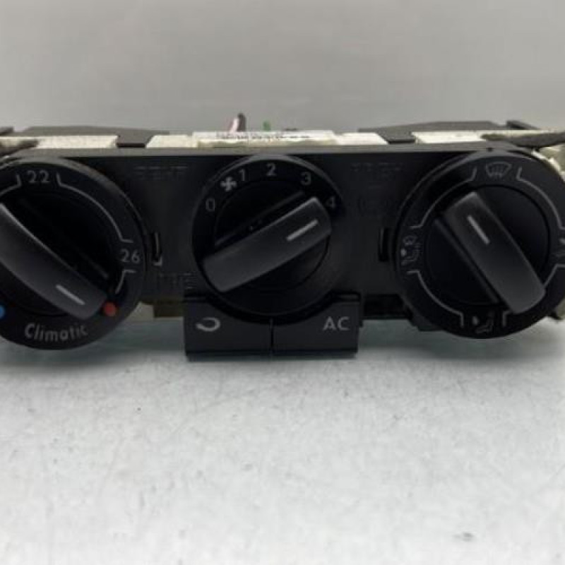 Commande chauffage VOLKSWAGEN FOX Photo n°1
