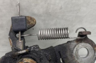 Fermeture de capot PEUGEOT 206