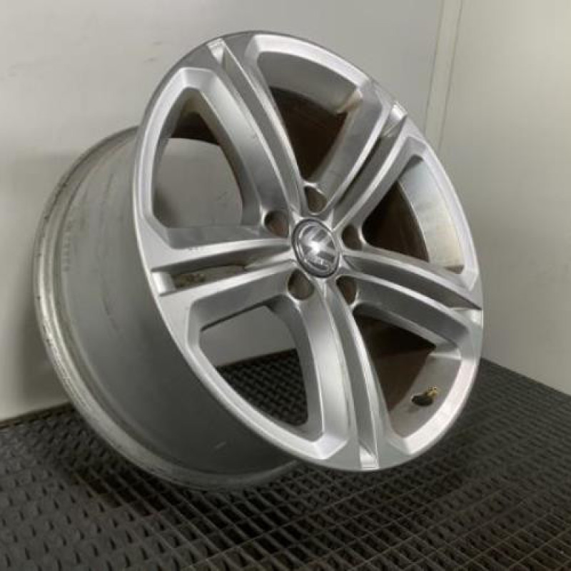 Jante VOLKSWAGEN SCIROCCO 3 Photo n°3