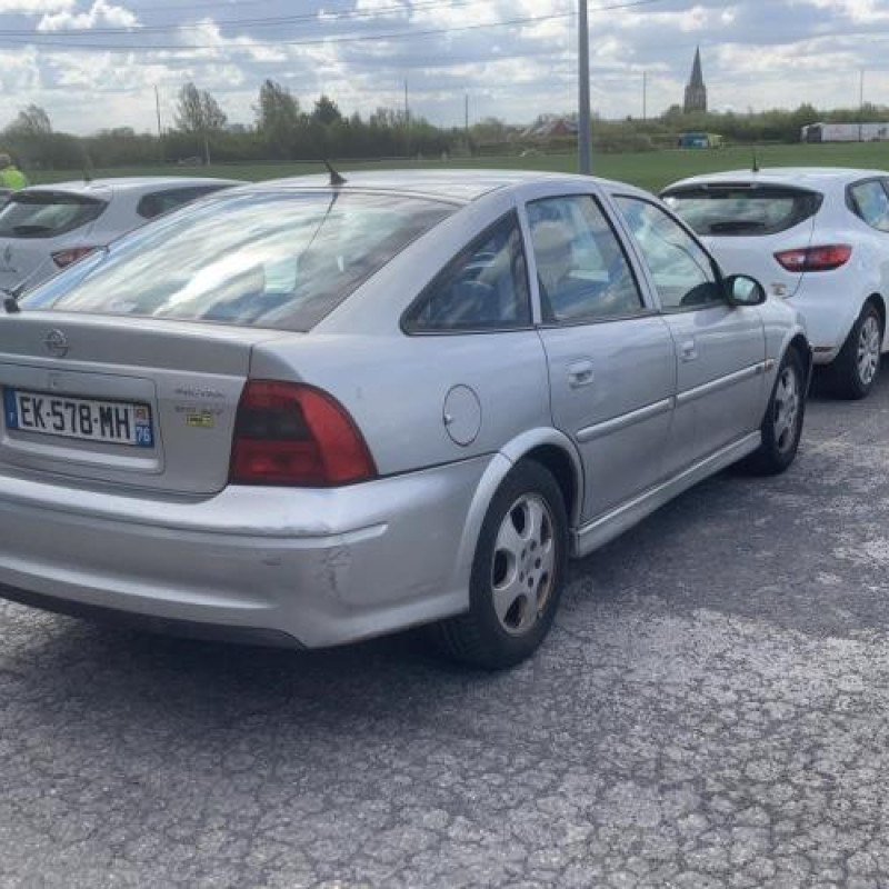 Retroviseur gauche OPEL VECTRA B Photo n°9