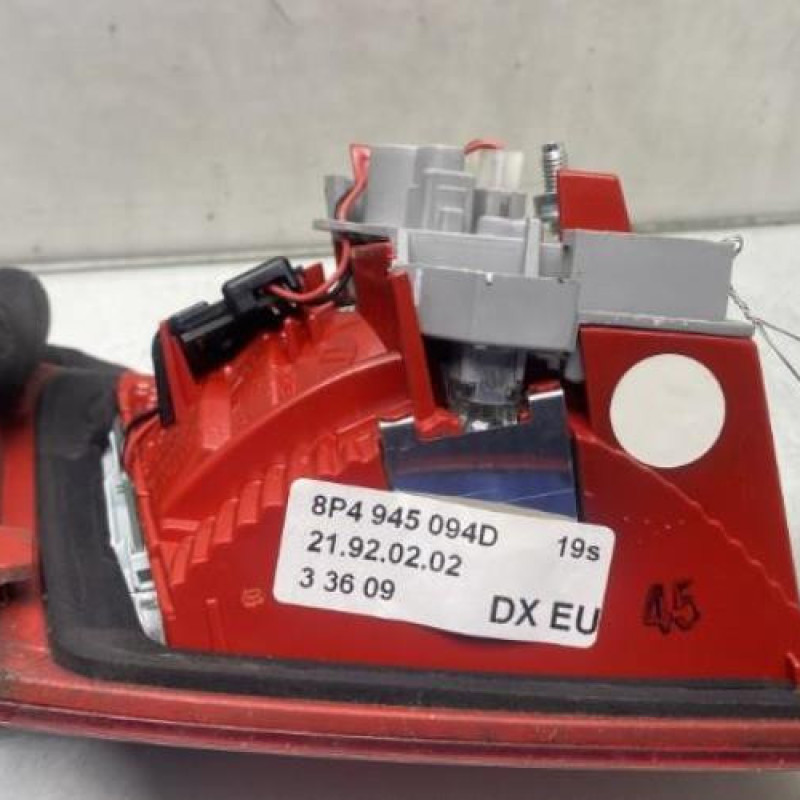 Feu arriere secondaire droit (feux) AUDI A3 2 Photo n°3