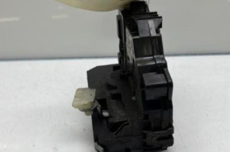 Serrure avant droit OPEL MERIVA B