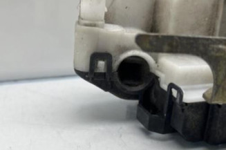 Serrure avant droit VOLKSWAGEN GOLF 4