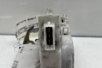 Serrure avant droit VOLKSWAGEN GOLF 4