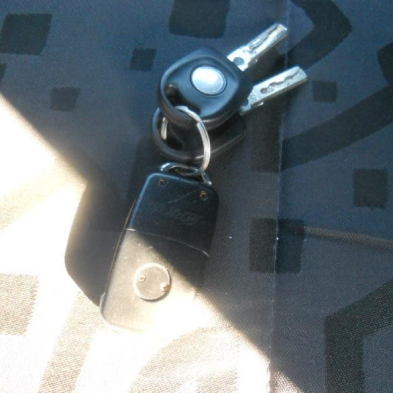 Serrure avant droit VOLKSWAGEN GOLF 4 Photo n°19