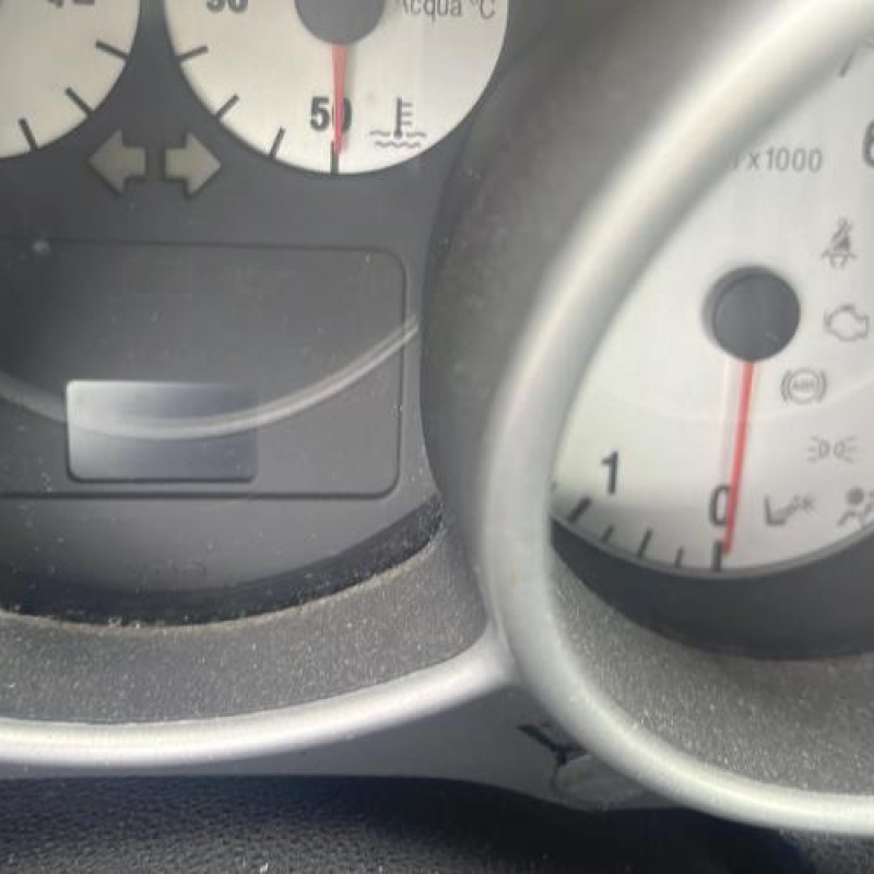 Serrure avant gauche ALFA ROMEO 147 Photo n°9