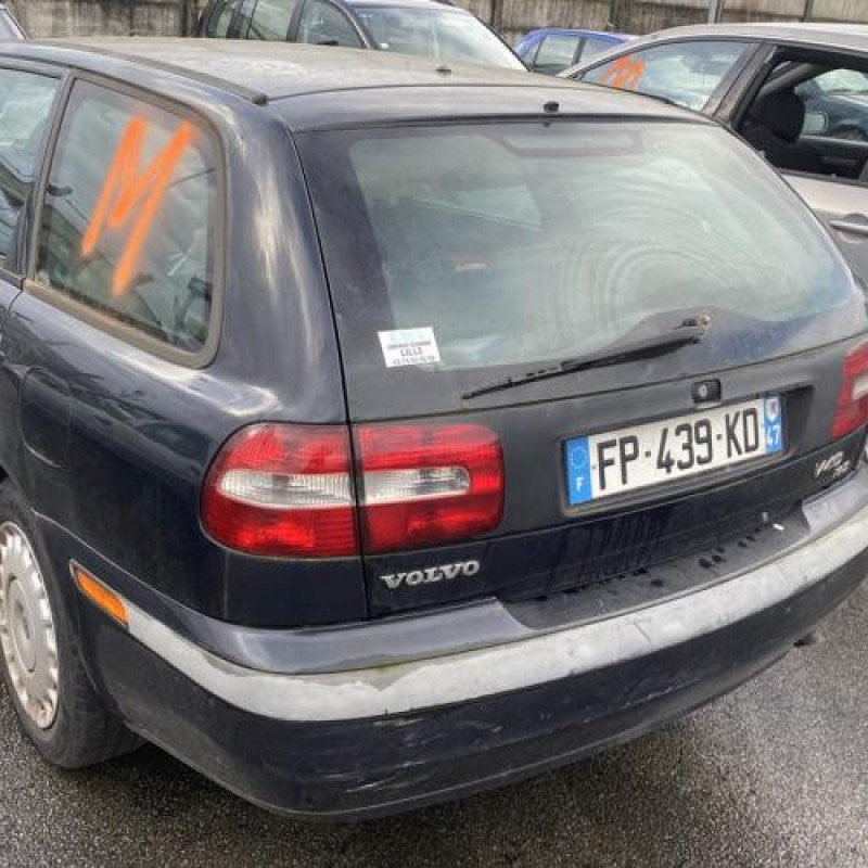 Feu arriere principal droit (feux) VOLVO V 40 1 Photo n°12