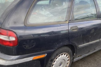Feu arriere principal droit (feux) VOLVO V 40 1