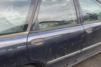 Feu arriere principal droit (feux) VOLVO V 40 1
