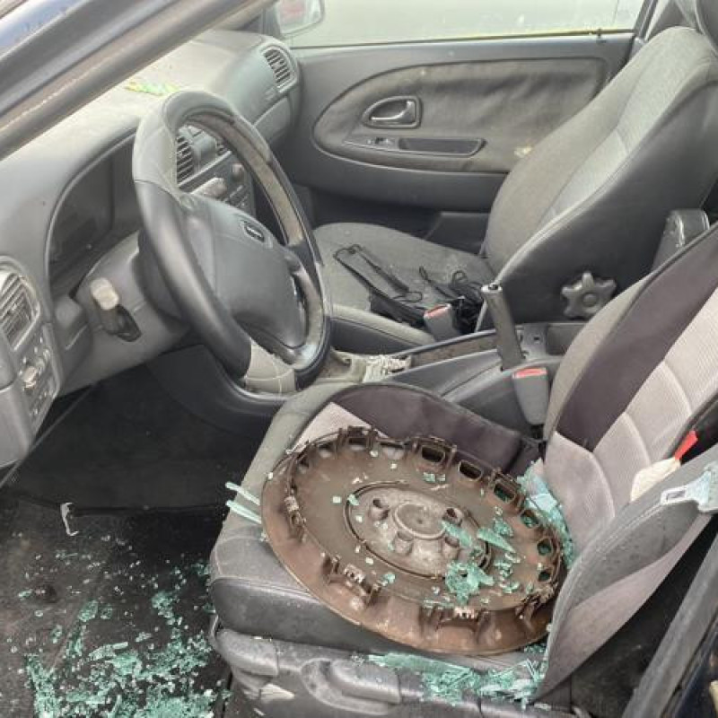 Feu arriere principal droit (feux) VOLVO V 40 1 Photo n°19