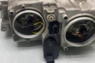 Optique avant principal droit (feux)(phare) VOLVO V 40 1