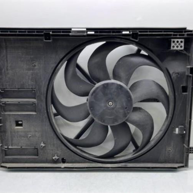 Moto ventilateur radiateur PEUGEOT 308 2 SW Photo n°4
