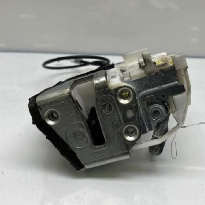 Serrure arriere gauche OPEL AGILA B Photo n°9