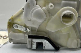 Serrure avant droit OPEL AGILA B
