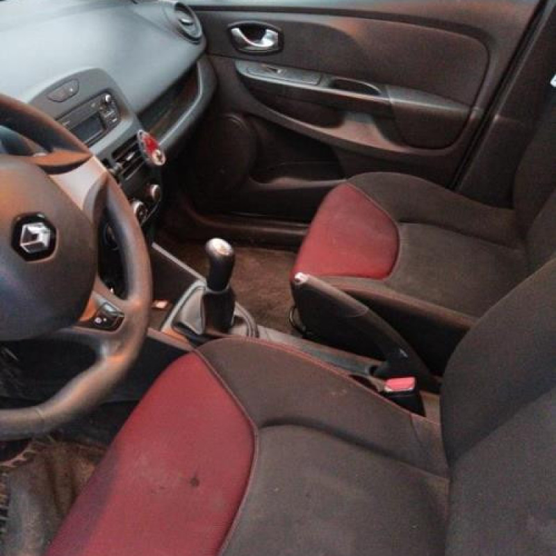 Boite a gants RENAULT CLIO 4 Photo n°8