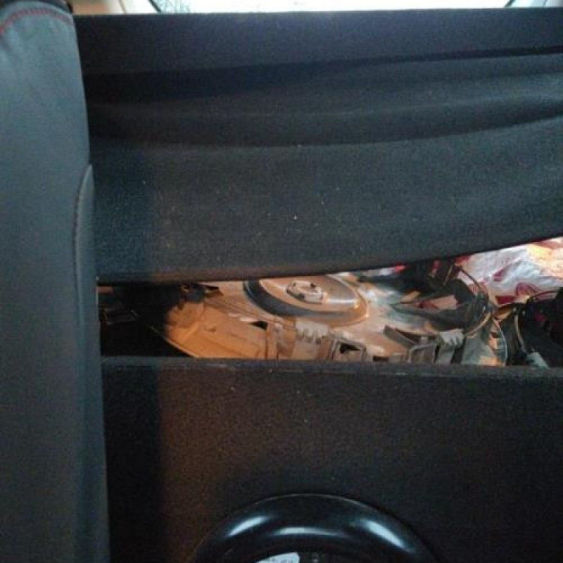 Boite a gants RENAULT CLIO 4 Photo n°9