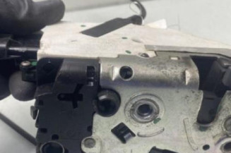 Serrure arriere droit CITROEN C4 PICASSO 1