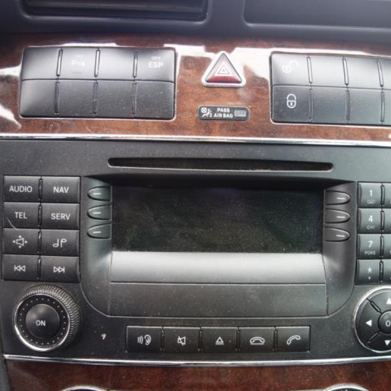 Traverse superieure MERCEDES CLASSE C 203 Photo n°9