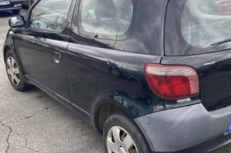 Retroviseur droit TOYOTA YARIS 1