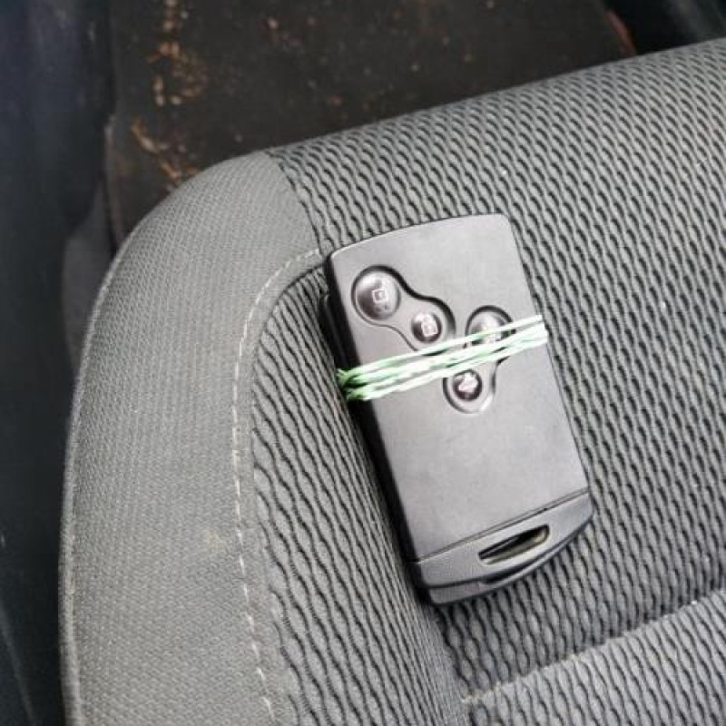 Bouton de warning RENAULT KOLEOS 1 Photo n°12