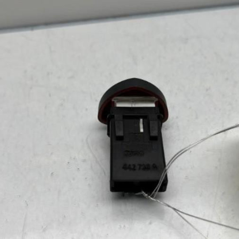 Bouton de warning RENAULT CLIO 2 Photo n°3