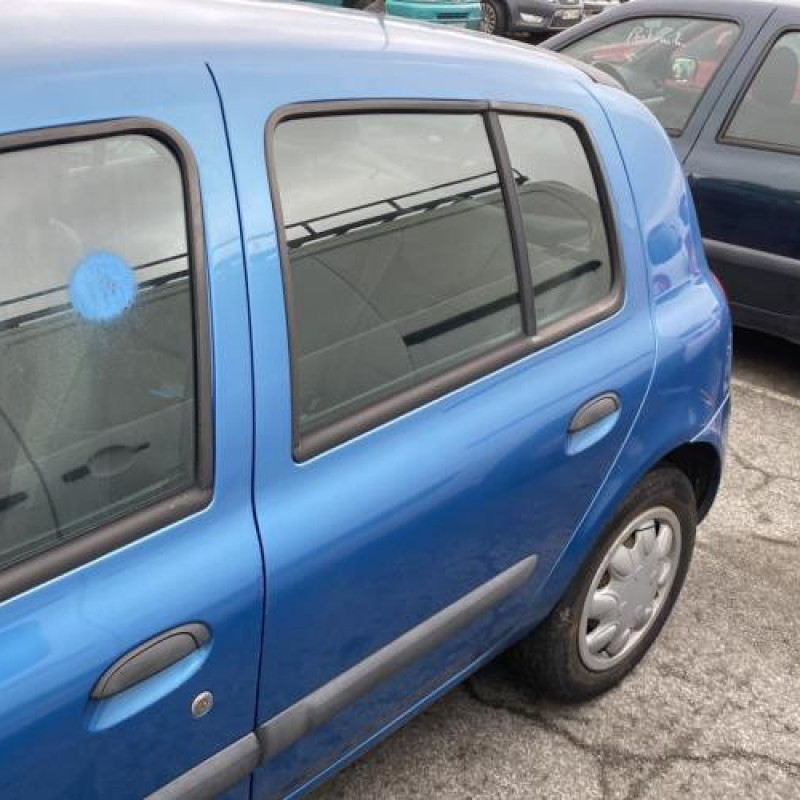 Bouton de warning RENAULT CLIO 2 Photo n°11