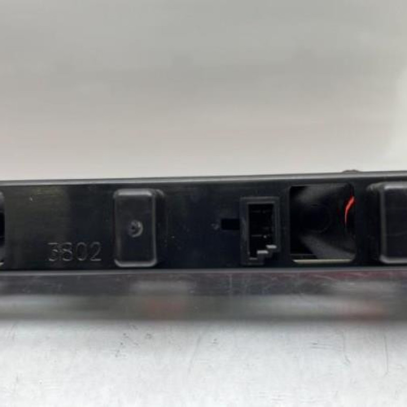 Feu arriere stop central CITROEN XSARA PICASSO Photo n°3