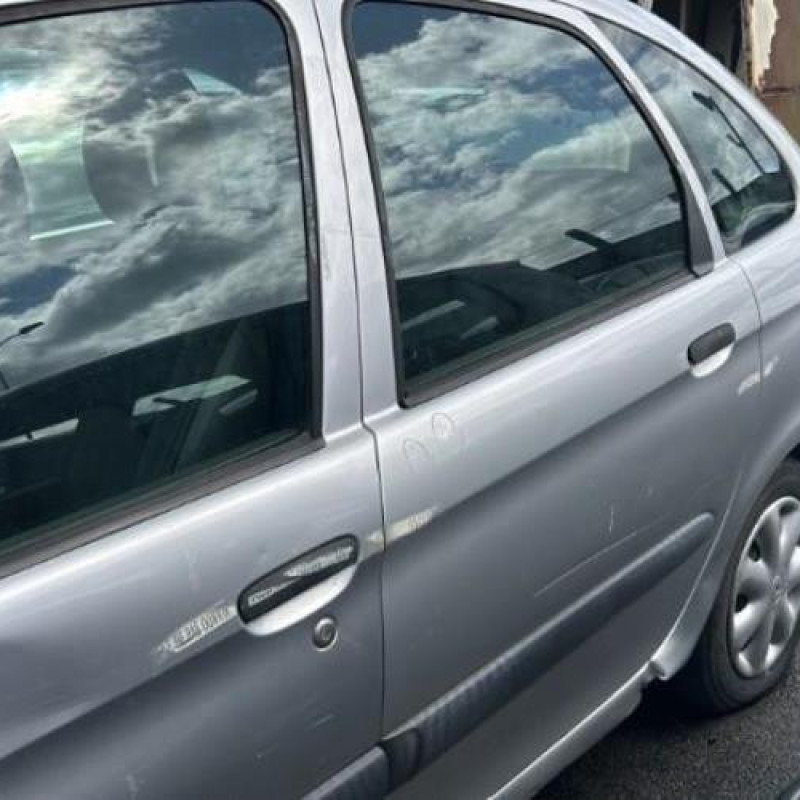 Feu arriere stop central CITROEN XSARA PICASSO Photo n°8