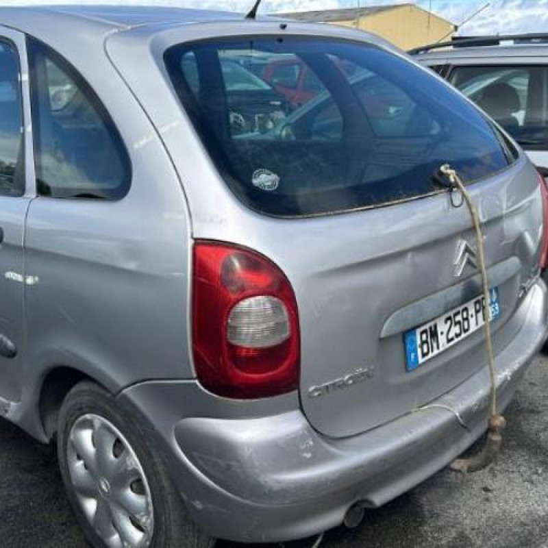 Feu arriere stop central CITROEN XSARA PICASSO Photo n°9