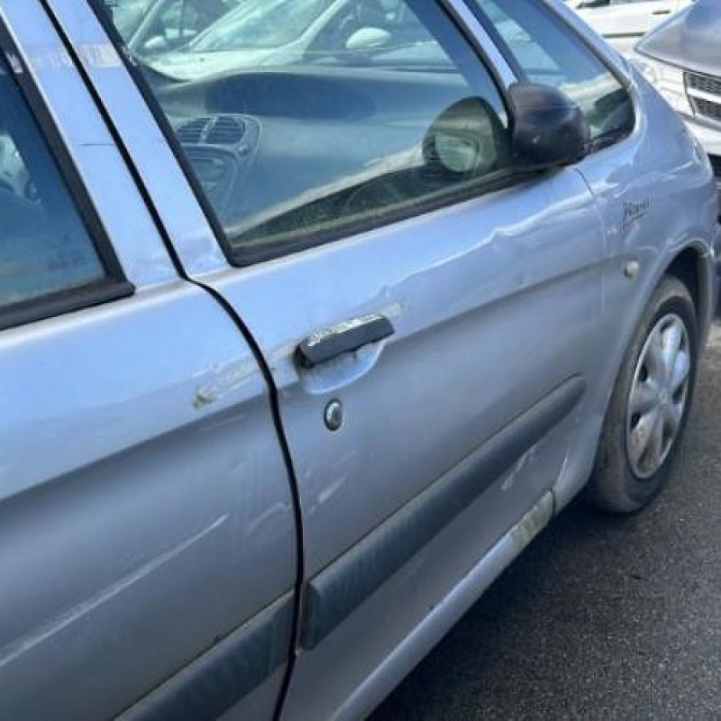 Feu arriere stop central CITROEN XSARA PICASSO Photo n°12
