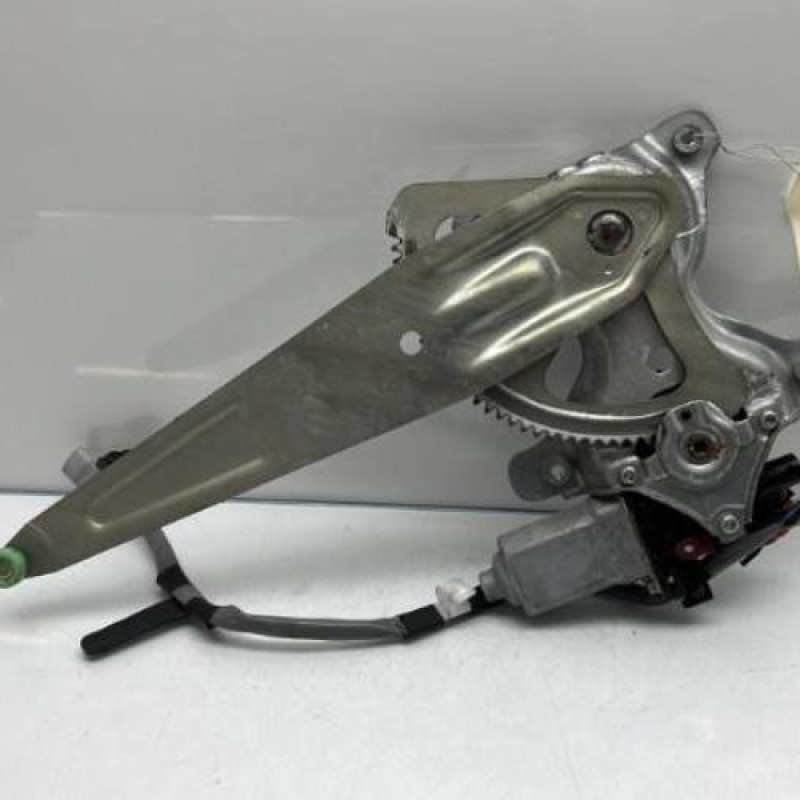 Leve vitre electrique arriere droit TOYOTA LAND CRUISER 4 STATION WAGON J100 Photo n°6